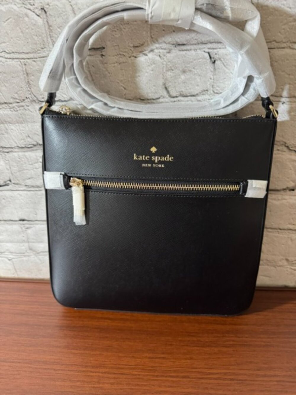 NWT Kate Spade Sadie Large Crossbody Black Saffiano Leather Gold Hardware